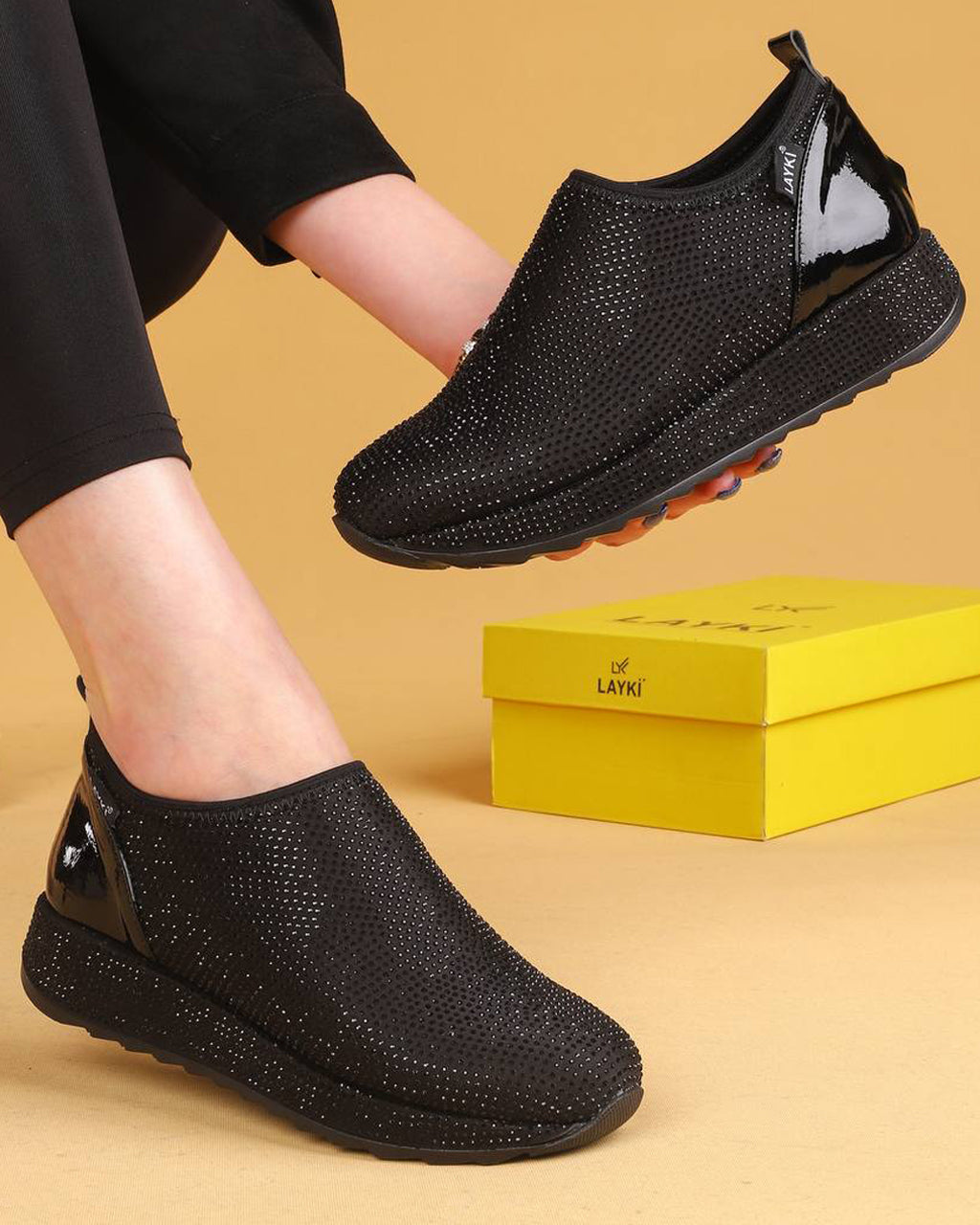 ( REF 37 ) حذاء مستورد من تركيا